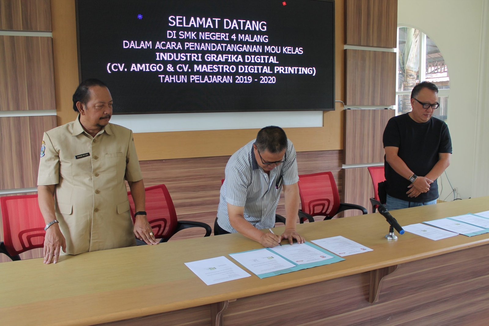 Penandatanganan Mou Kelas Grafika Digital Smk Negeri 4 Malang